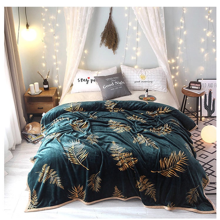 Fleece Throw Blanket with Faux Fur and Soft Plush Flannel Botanical Leaf Pattern Sofa