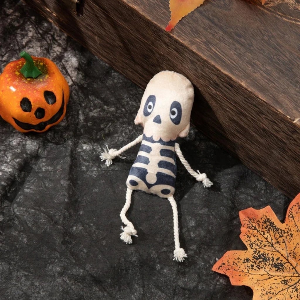 Halloween Cat Toys for Interactive Plush Play with Catnip Ghost and Pumpkin Designs Biting