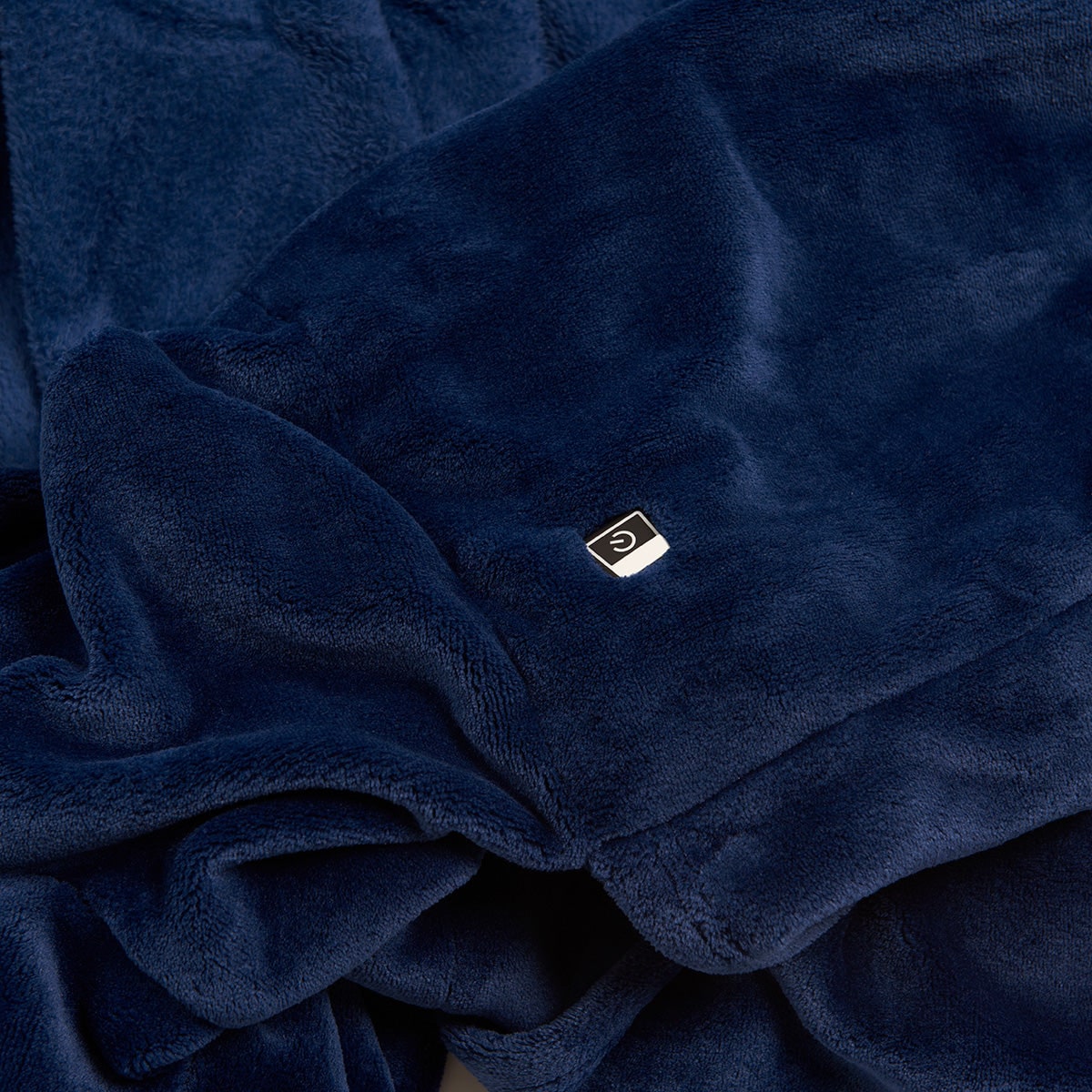 Heated Wearable Blanket with Sleeves and Chest Heating Panel Energy Efficient Electric Throw
