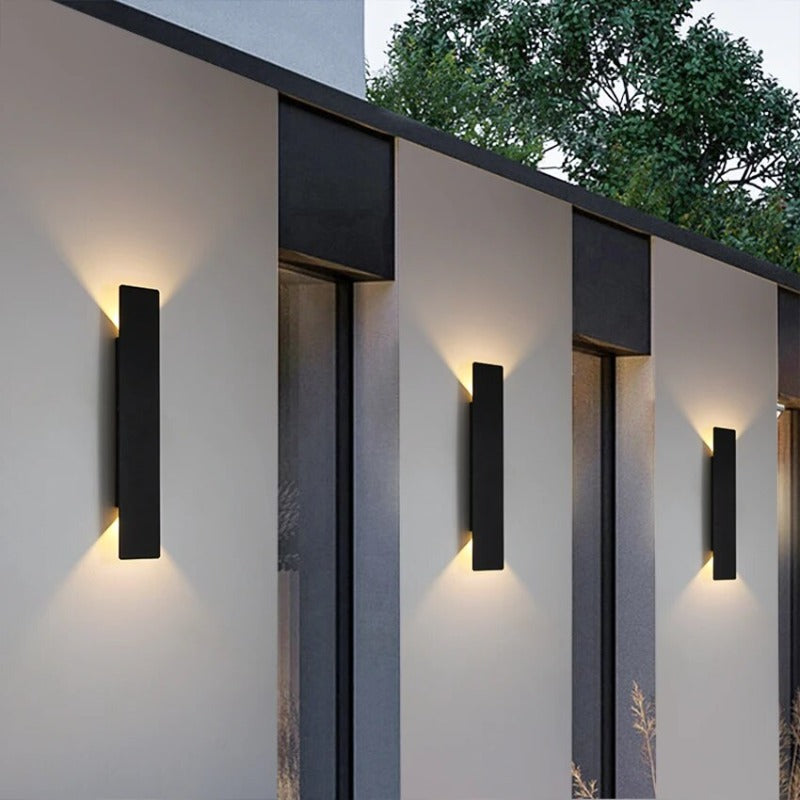 Outdoor LED Wall Light Sleek Modern Exterior Up & Down Glow