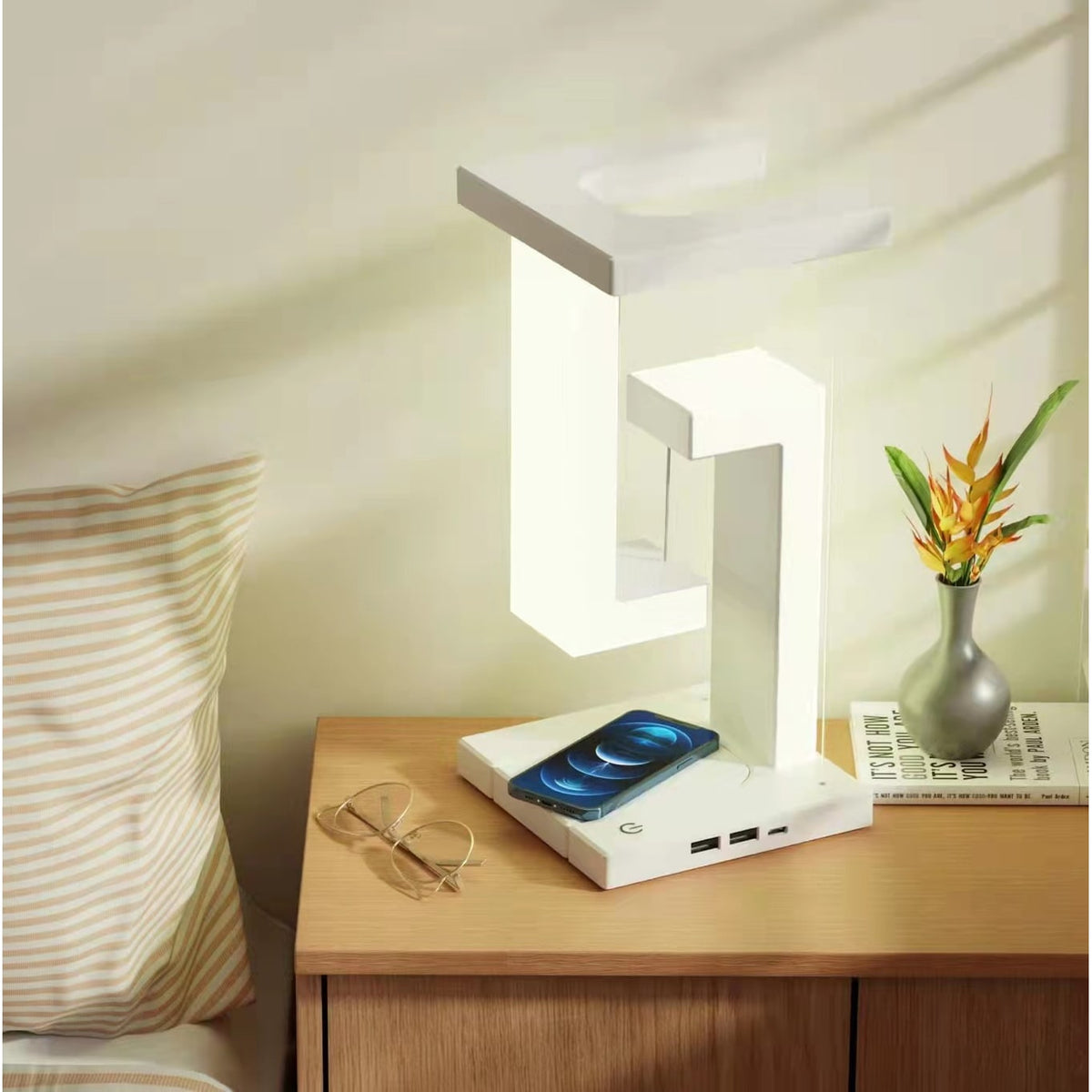 Kids' Rechargeable LED Table Lamp with Battery Operated Tensegrity Floating Design and Pad