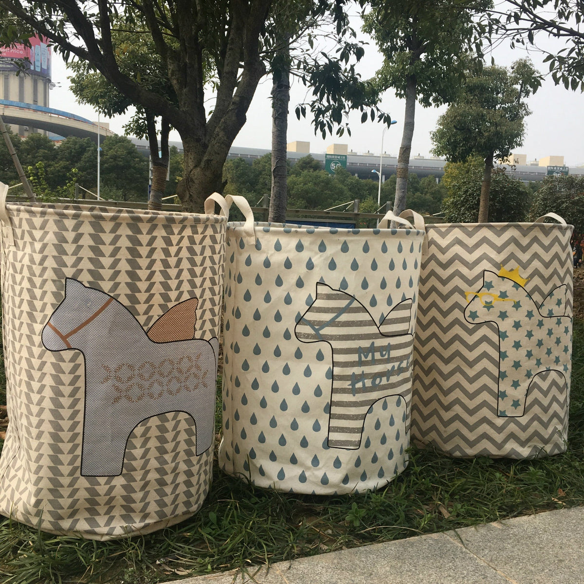 Laundry Basket Hamper with Collapsible Fabric Design and Dual Handles for Clothes Storage
