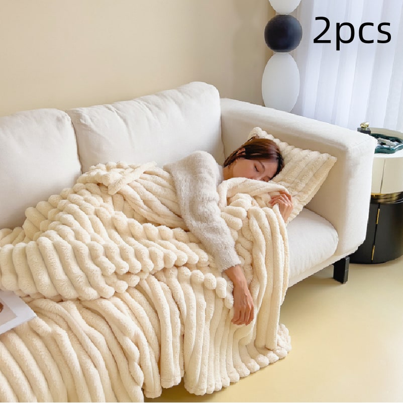 Luxury Faux Fur Throw Blanket with Double-Sided Plush Pile and Matching Pillowcase