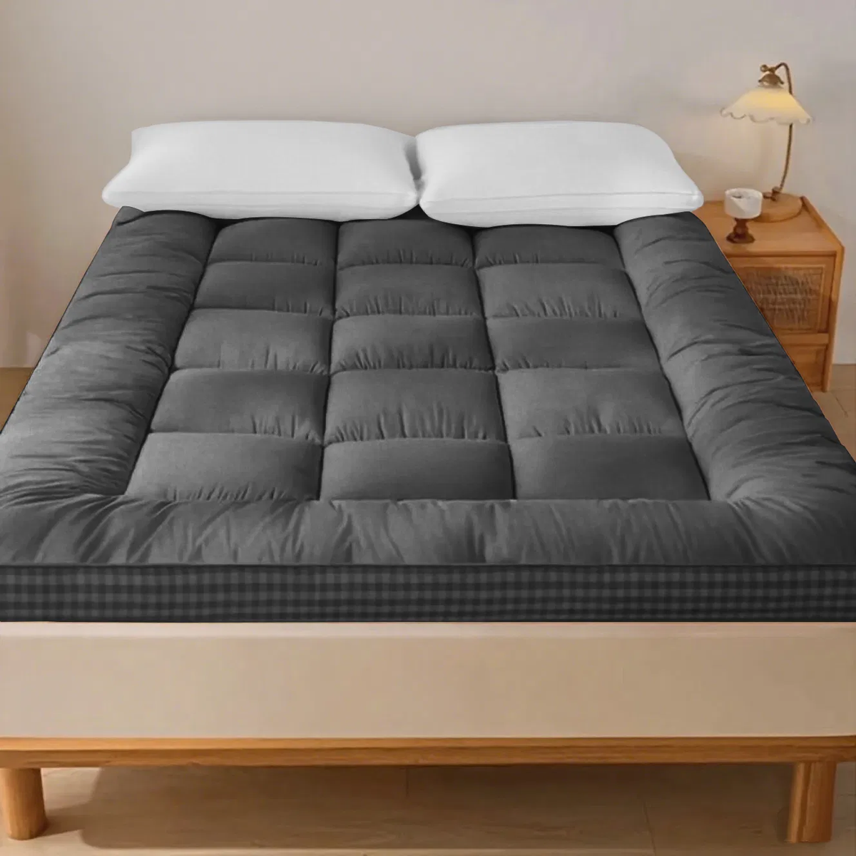 Mattress Topper Queen with Firm Support Quilted Padded Design and Bolster Border