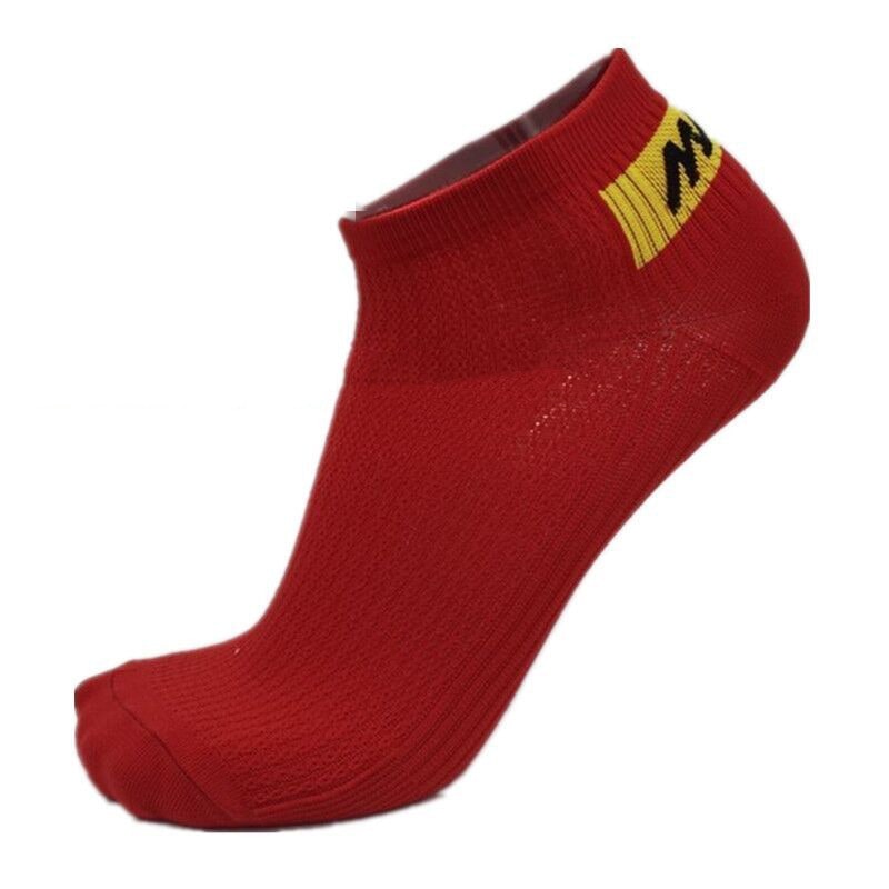 Men's Ankle Athletic Socks with Compression Support and Moisture Wicking