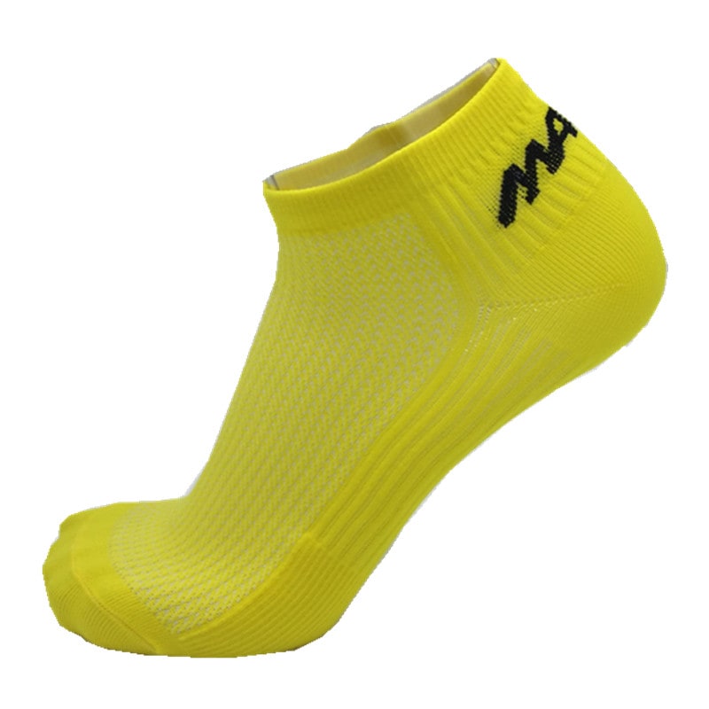 Men's Ankle Athletic Socks with Compression Support and Moisture Wicking
