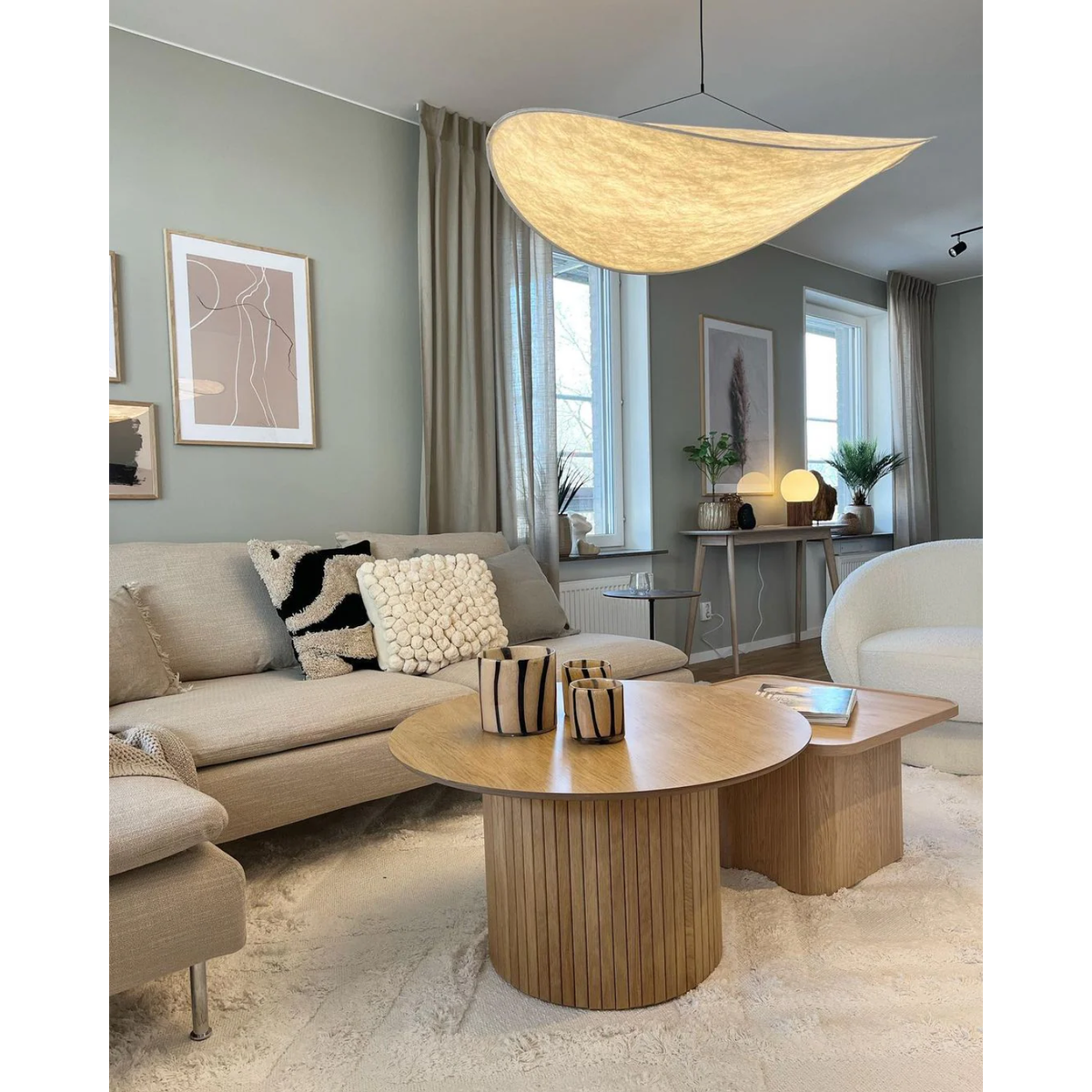 Pendant Light Fixture with Organic Wavy Shade for Kitchen Island and Hanging Spaces
