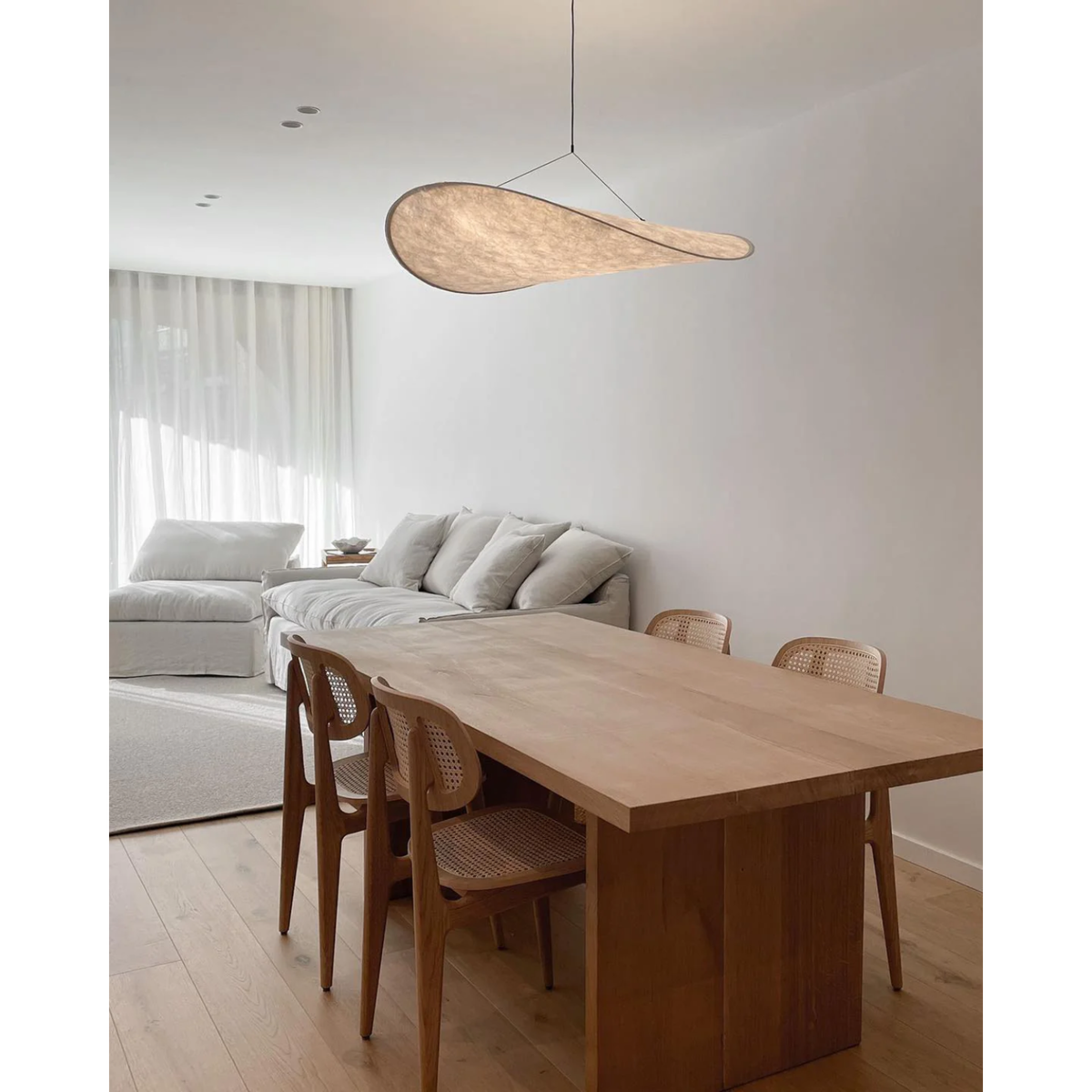Pendant Light Fixture with Organic Wavy Shade for Kitchen Island and Hanging Spaces
