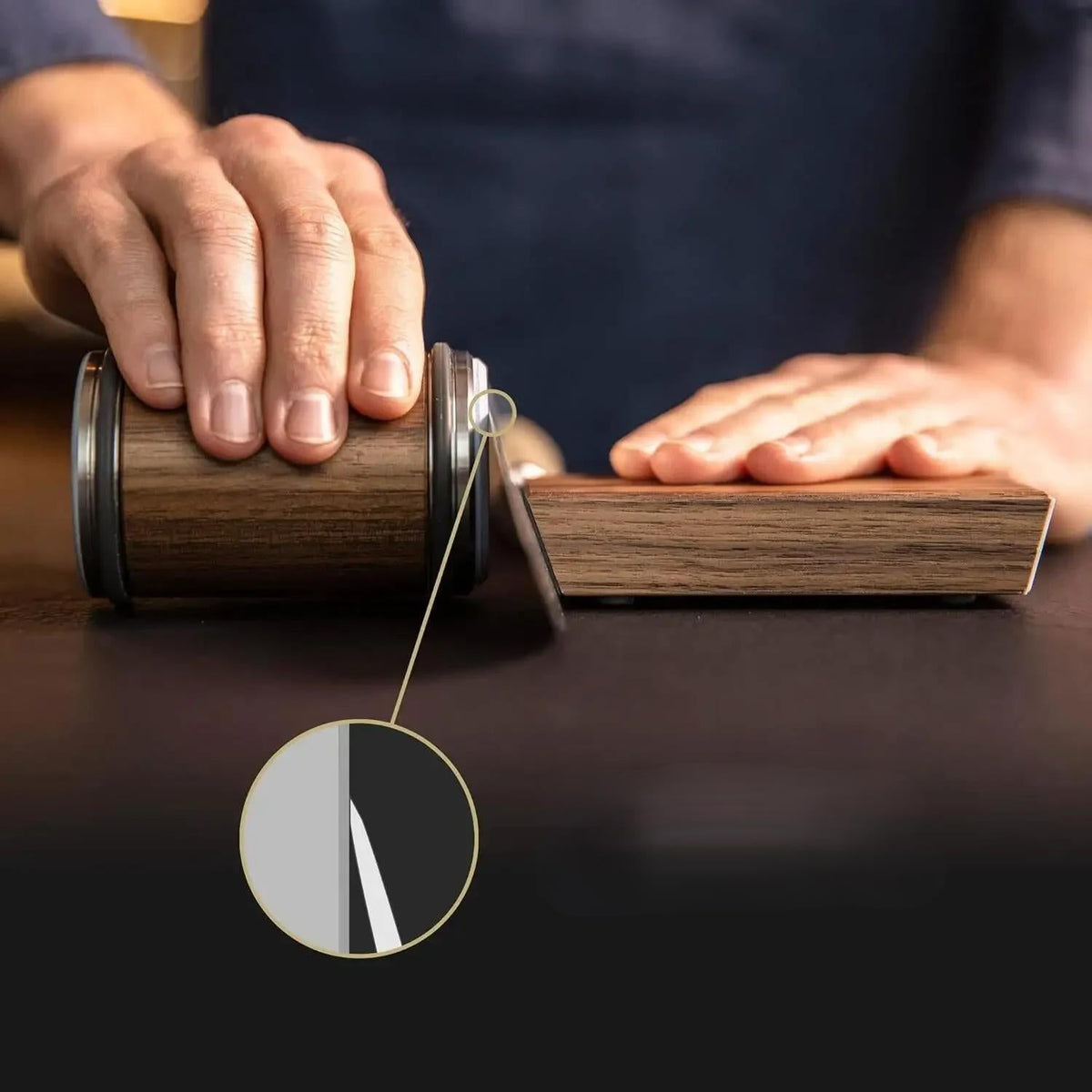 Manual Rolling Knife Sharpener Precision Dual-Angle Kitchen Edge Tool