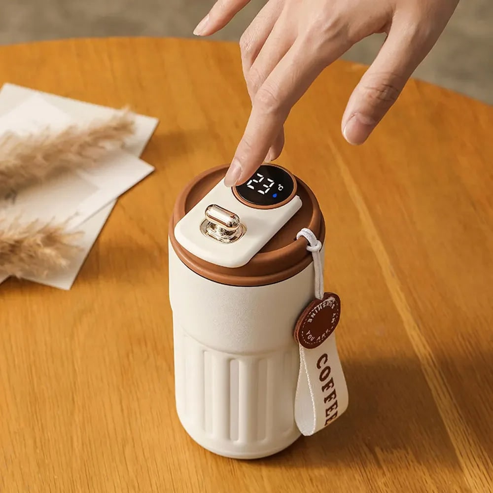 Smart Insulated Stainless Steel Travel Mug with LED Temperature Display and 450ml Capacity