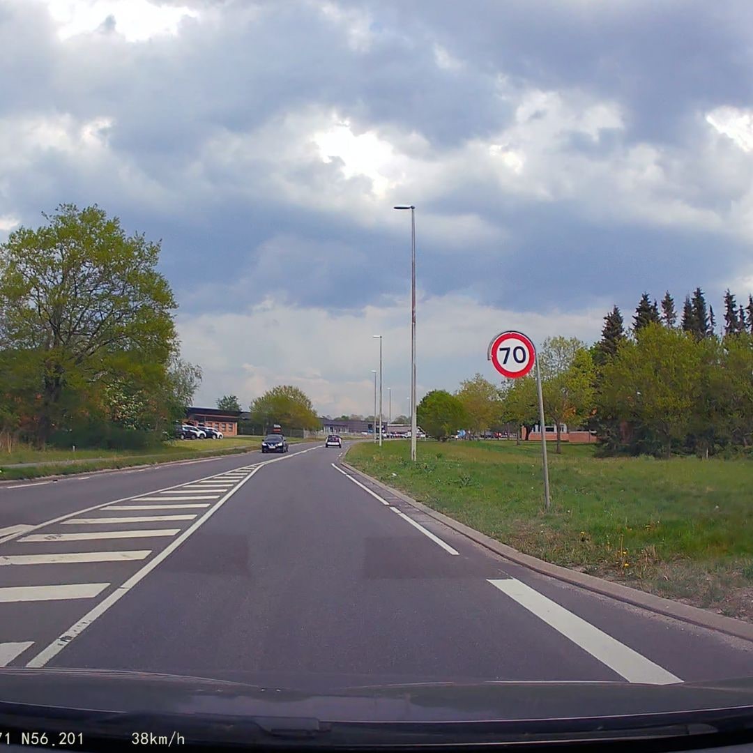 Wireless 4K Dashboard Camera for Car with GPS and Ips Screen