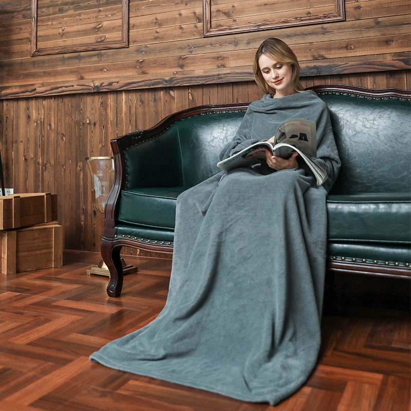 Women's Blanket with Sleeves Wearable Fleece Robe with Front Pocket and Long Oversized Fit