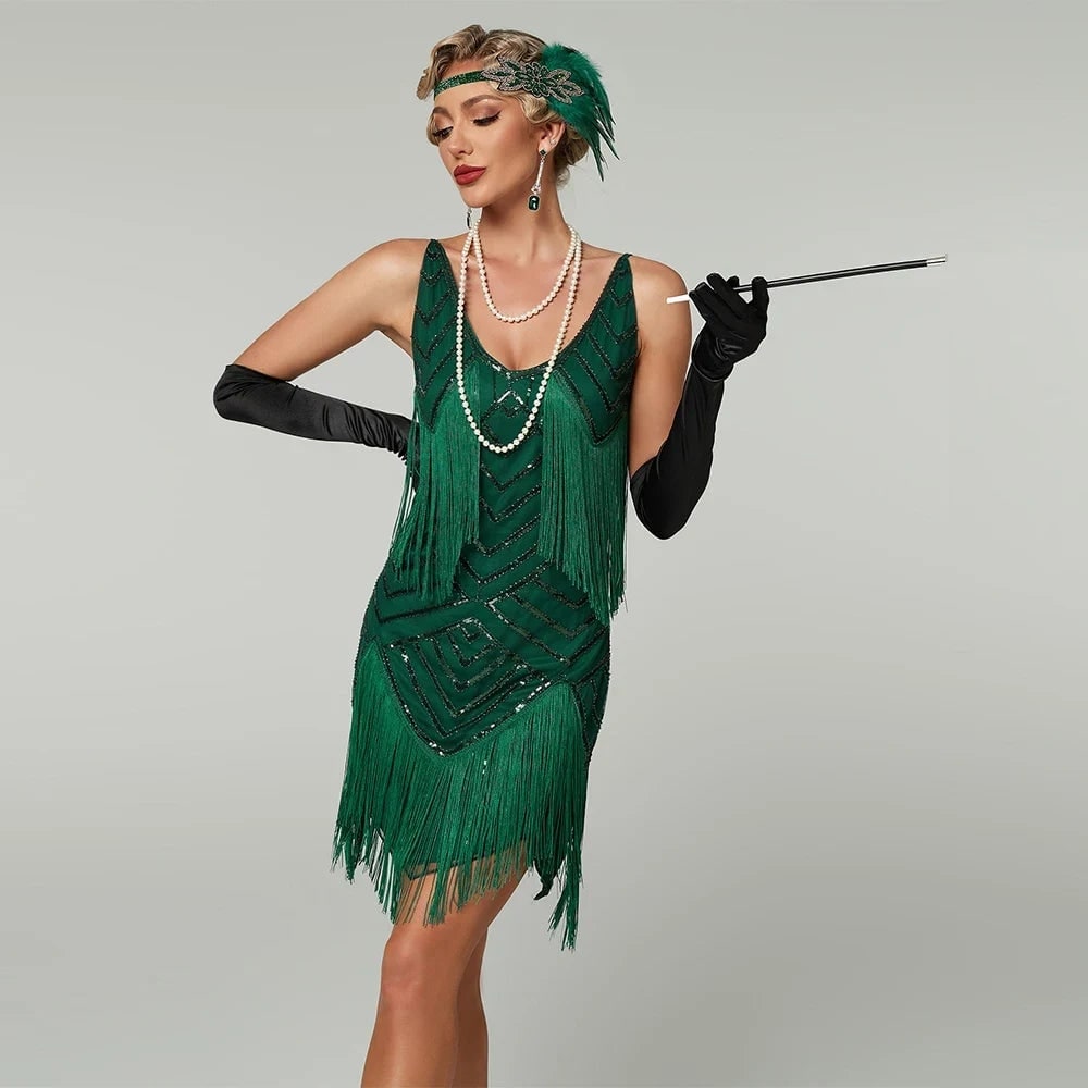 Women's Halloween Flapper Dress Roaring 20s Outfit with Sequin and Fringe for 1920s Party Costume