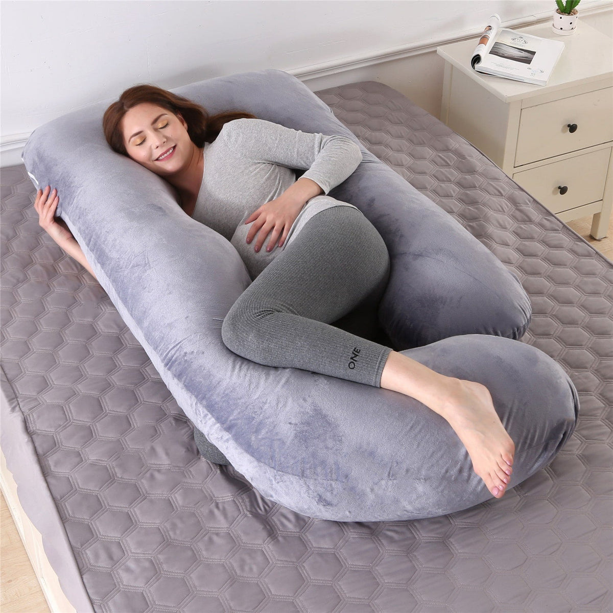 Women's U Shaped Full Body Pregnancy Pillow with Side Sleeping Support and Back Pain Relief