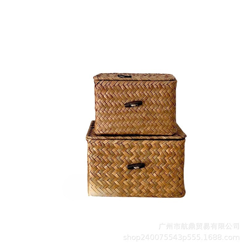Women's Woven Storage Basket with Rattan Lidded Design and Seagrass Toggle Closure Laundry Hamper